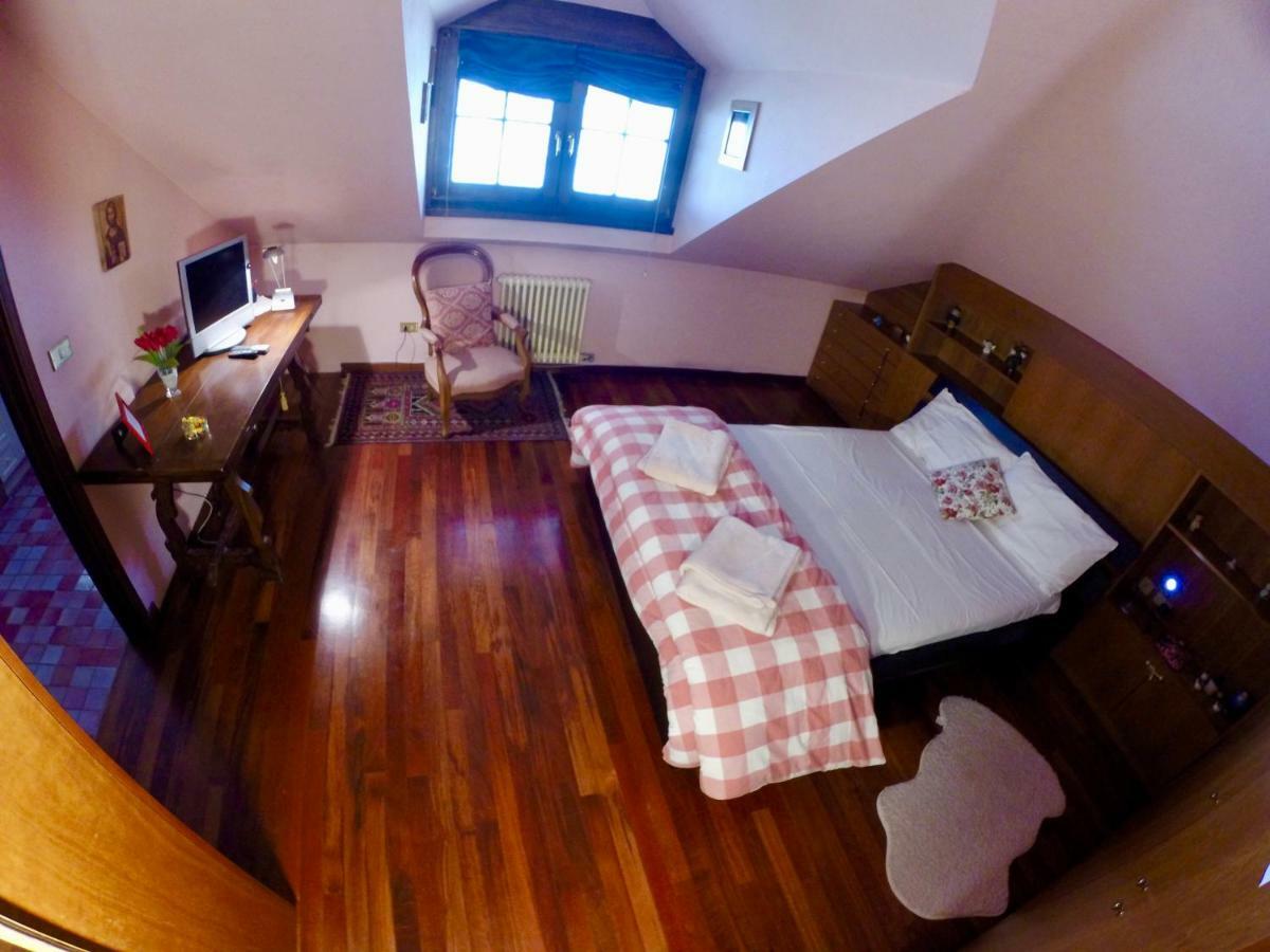 Bed & Breakfast Chez Berry Аоста Екстер'єр фото